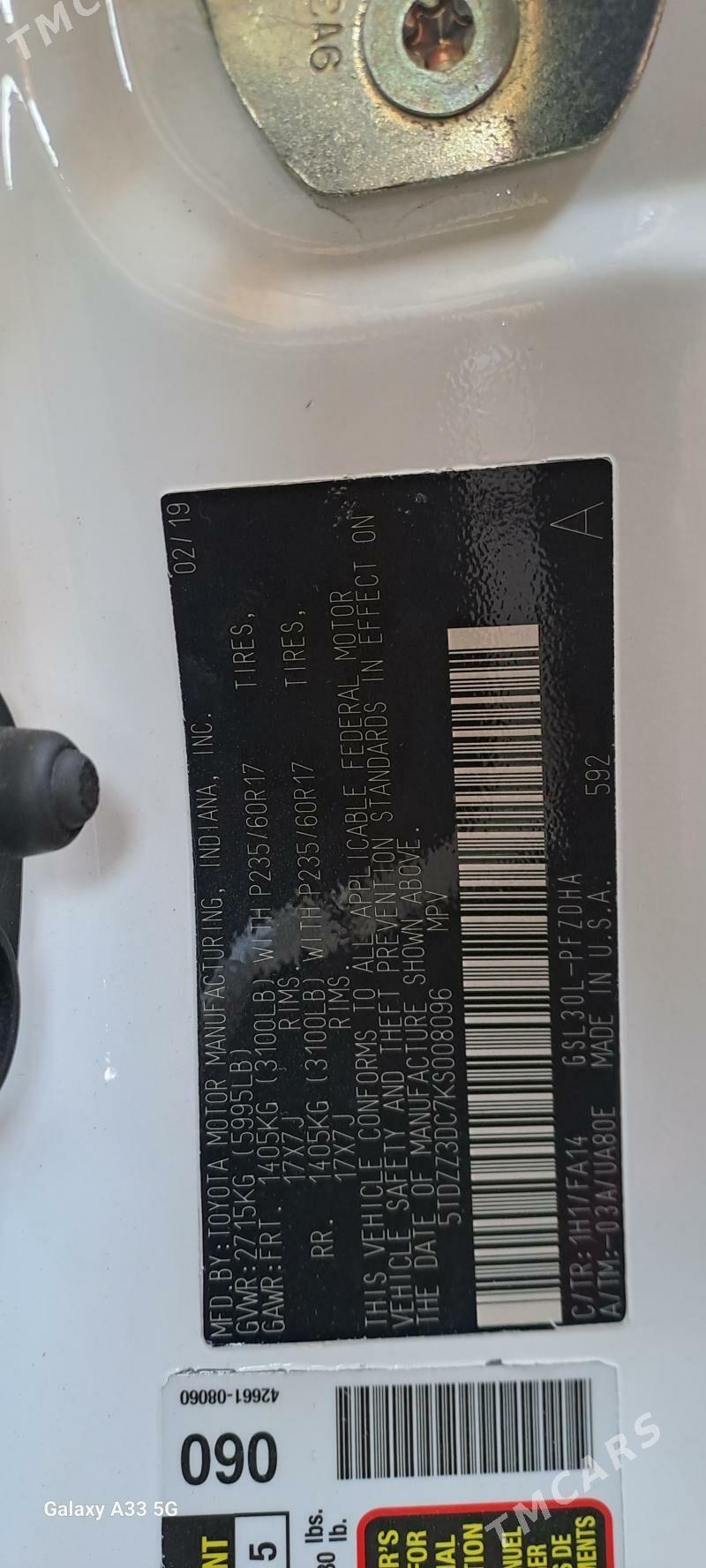 Toyota Sienna 2019 - 425 000 TMT - Ашхабад - img 5