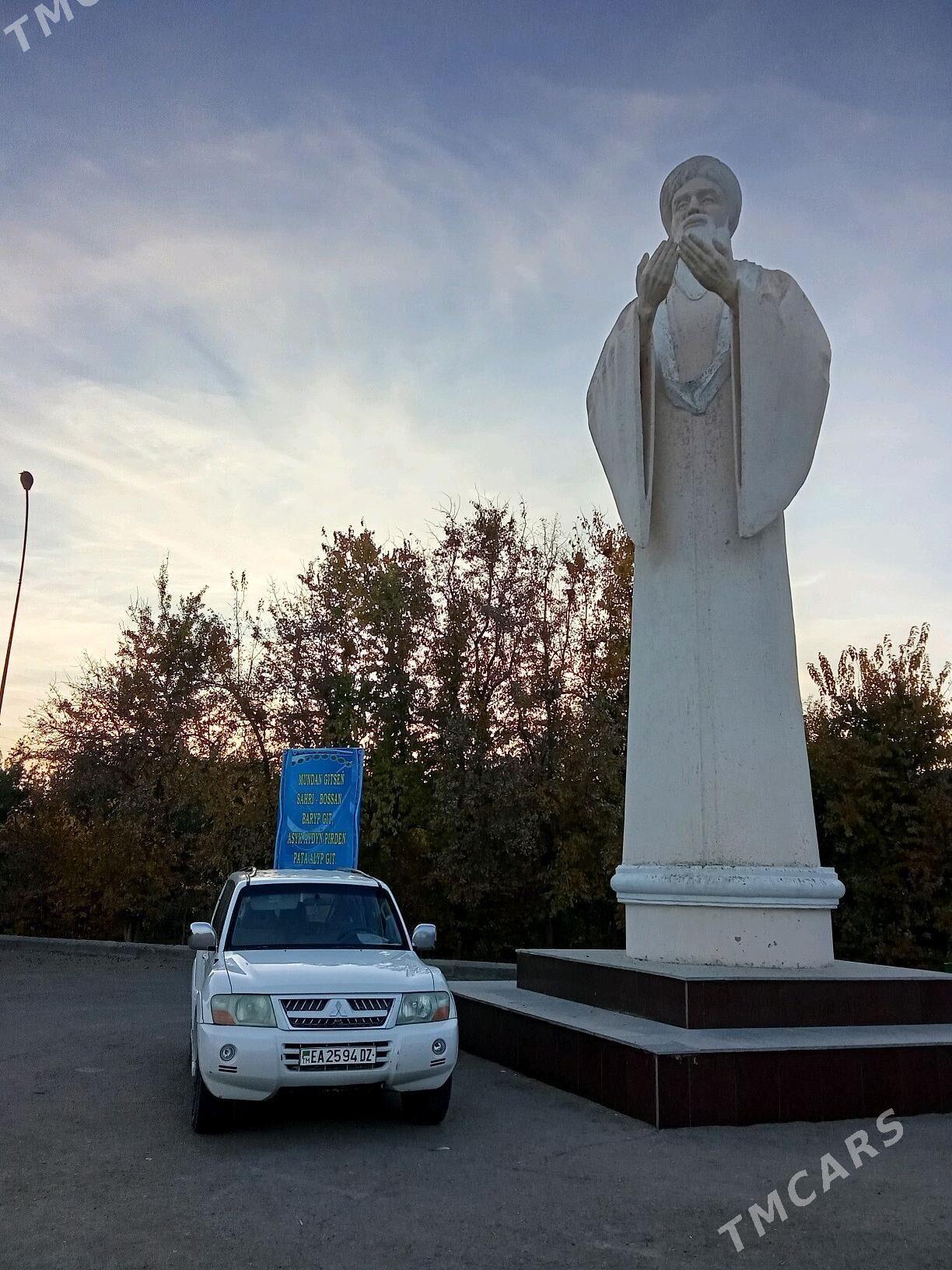 Mitsubishi Pajero 2003 - 160 000 TMT - Кёнеургенч - img 3