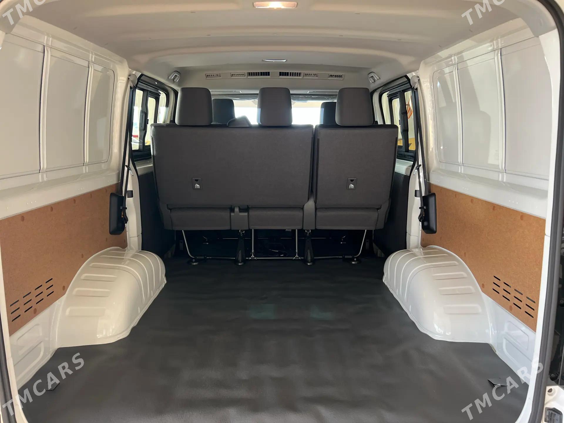 Toyota Hiace 2025 - 702 000 TMT - Aşgabat - img 7