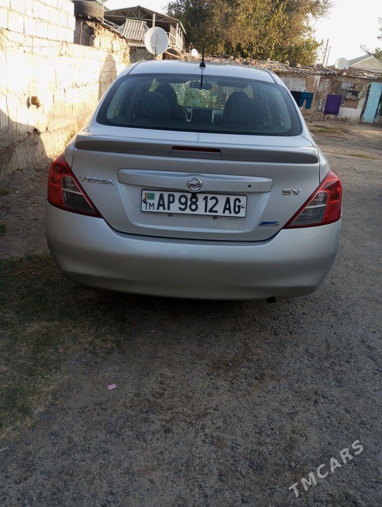 Nissan Versa 2013 - 120 000 TMT - Ашхабад - img 1