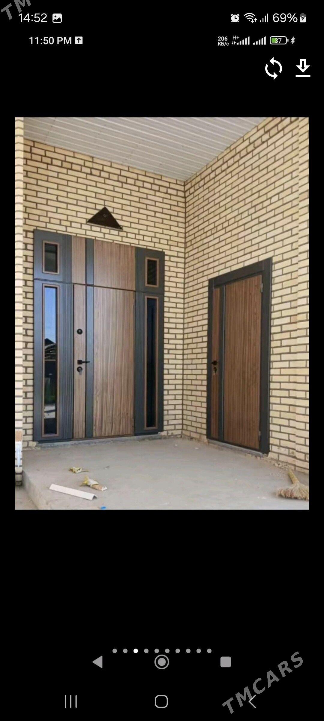 Daşky Weranda Gapy - Mary - img 1