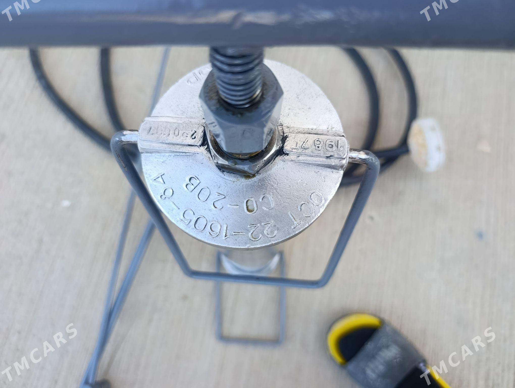 hek sepilyan - Parahat 8 - img 3