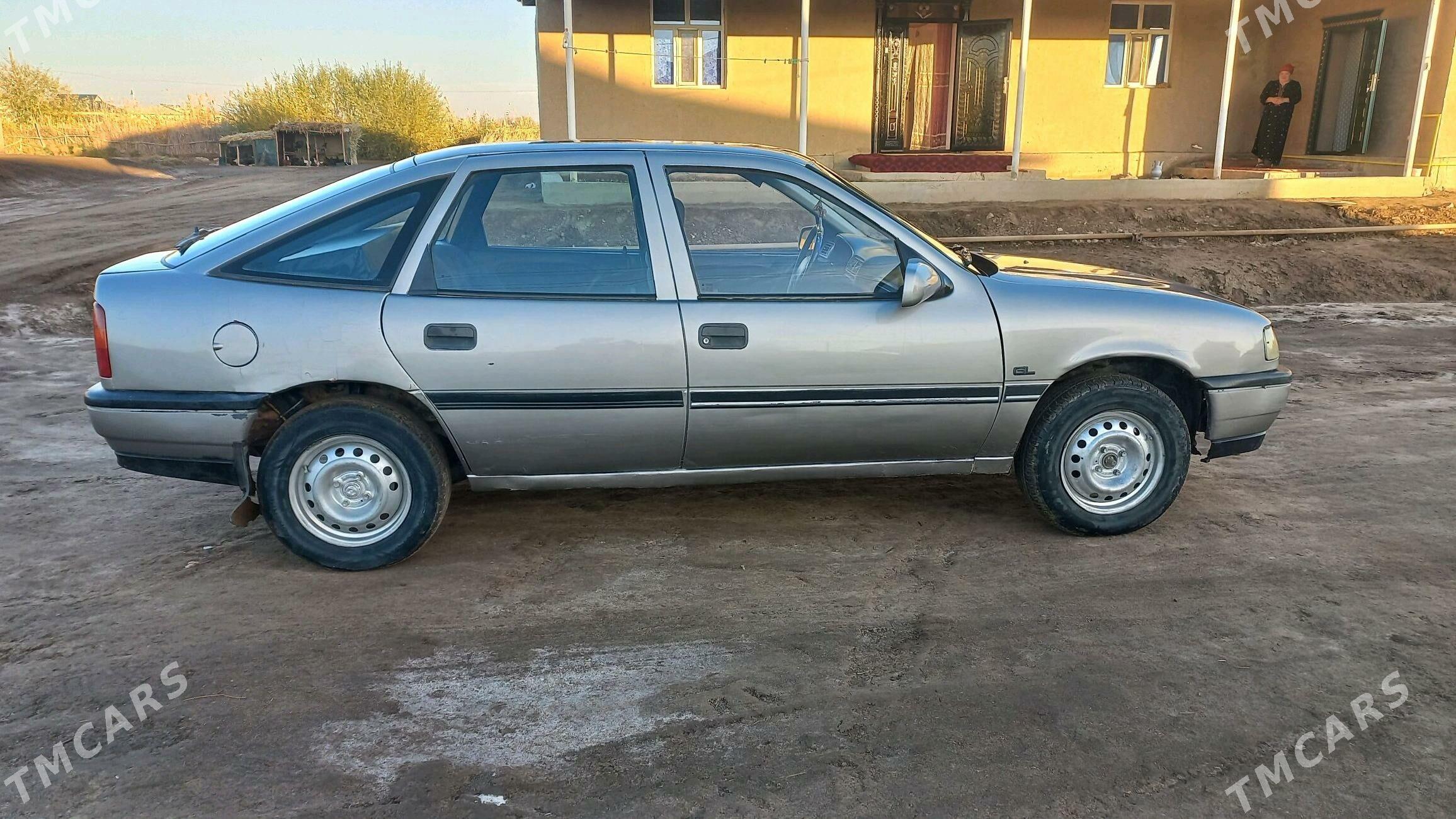 Opel Vectra 1992 - 22 000 TMT - Köneürgenç - img 3