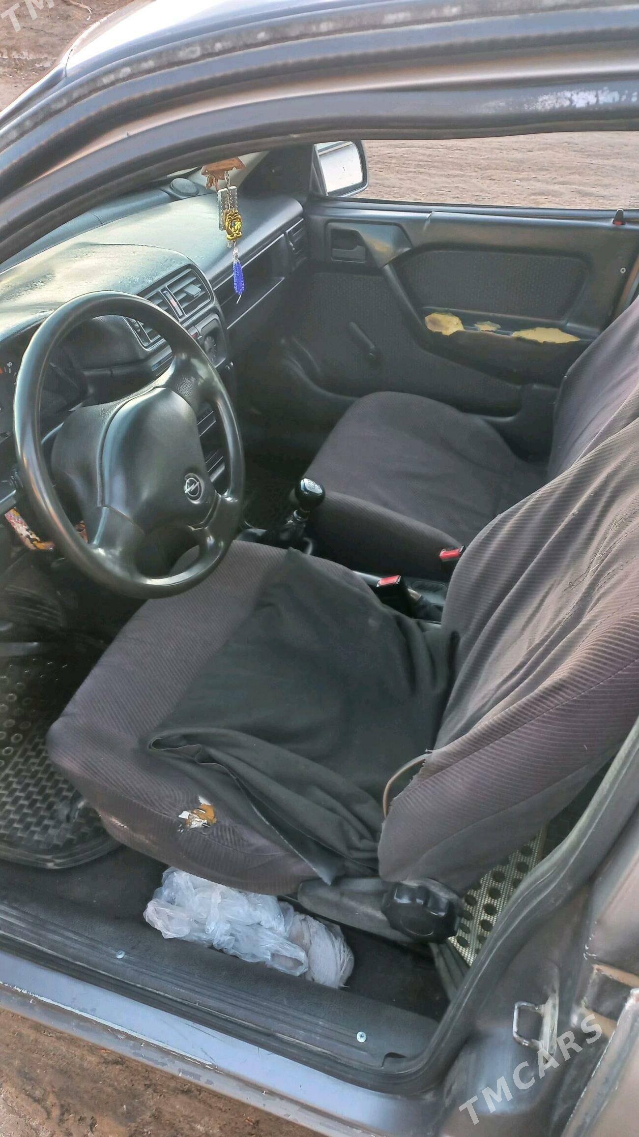 Opel Vectra 1992 - 22 000 TMT - Köneürgenç - img 4