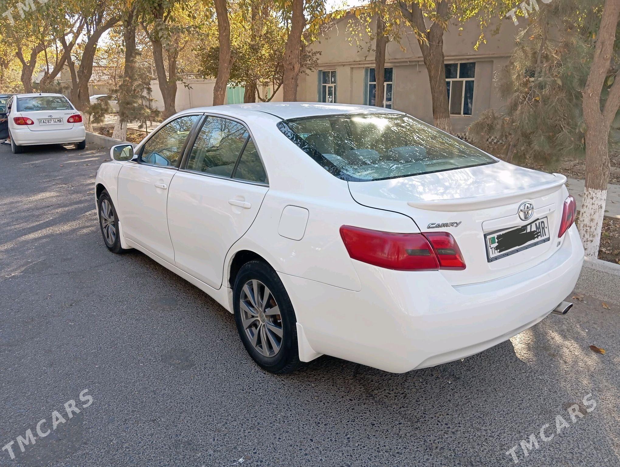 Toyota Camry 2010 - 127 000 TMT - Baýramaly - img 1