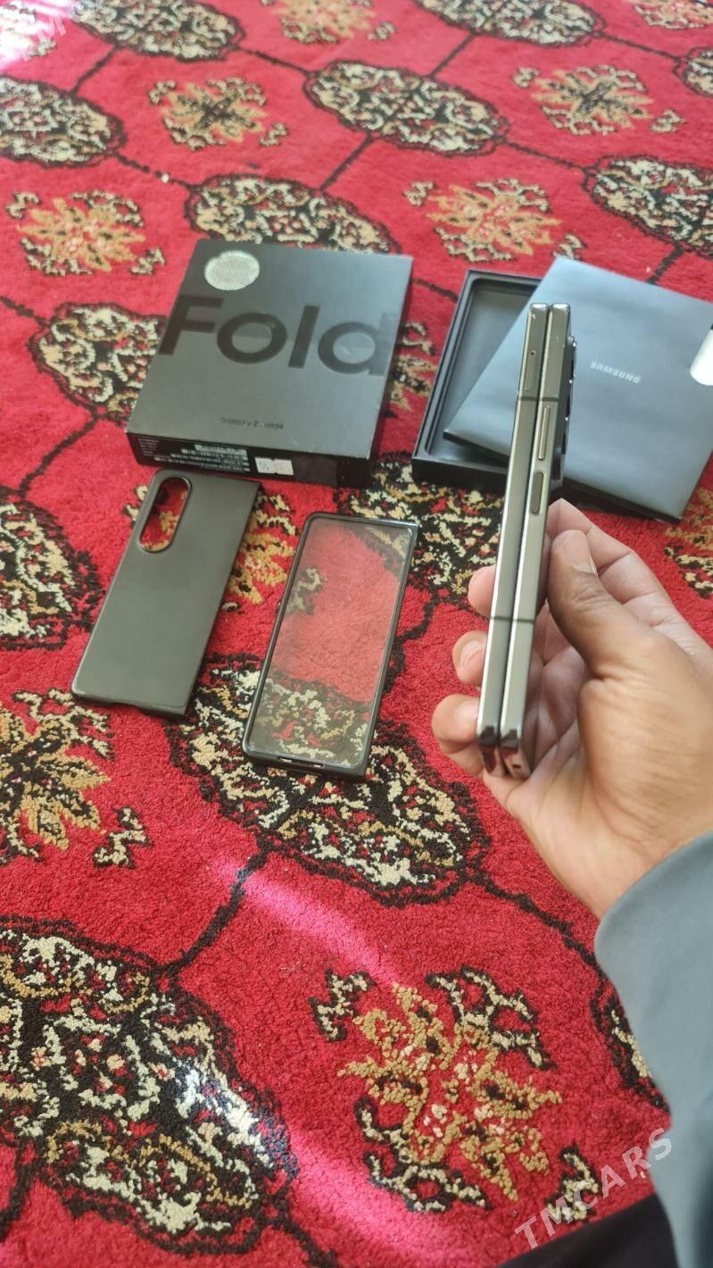 Z FOLD 4 (TP) - Hitrowka - img 6