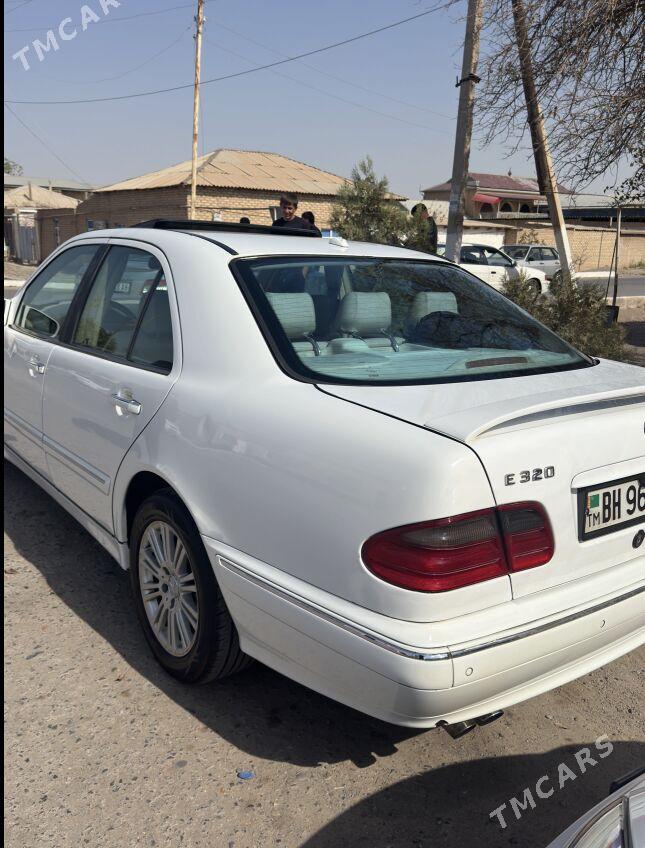 Mercedes-Benz E320 2001 - 95 000 TMT - Aşgabat - img 4