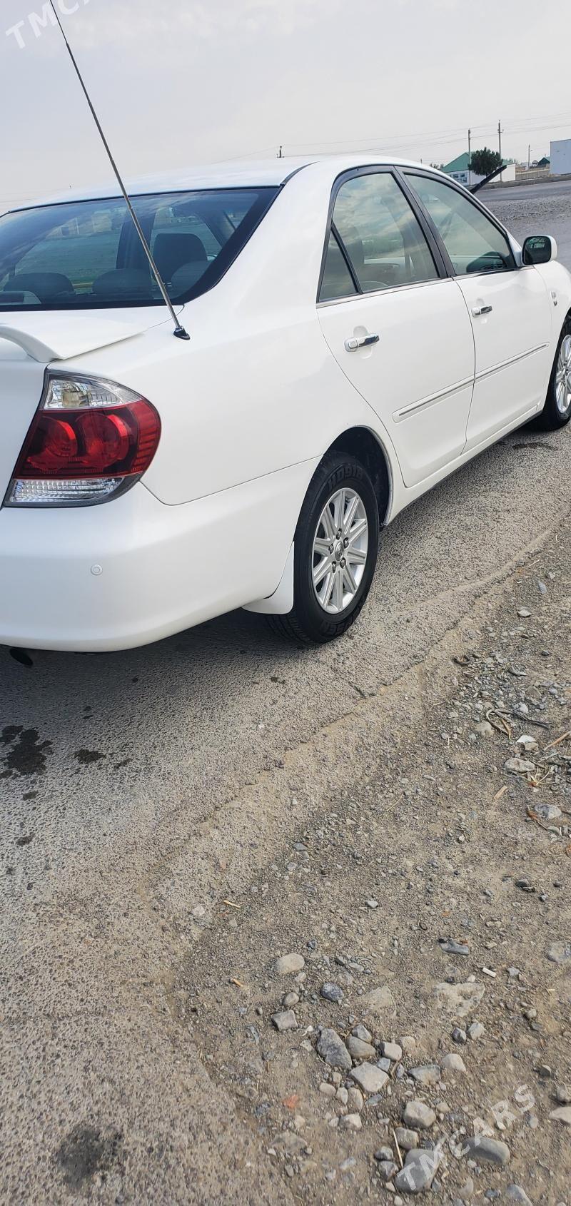 Toyota Camry 2005 - 240 000 TMT - Bäherden - img 3