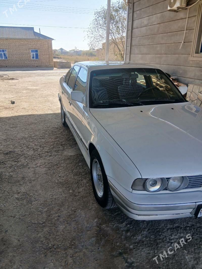 BMW 520 1991 - 55 000 TMT - Мургап - img 2