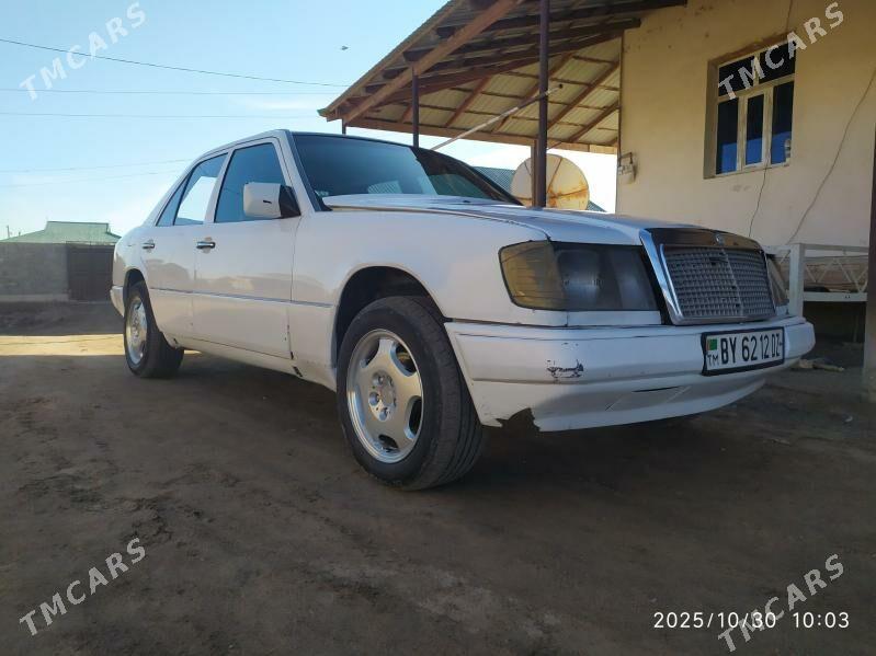 Mercedes-Benz 230E 1993 - 30 000 TMT - Кёнеургенч - img 3