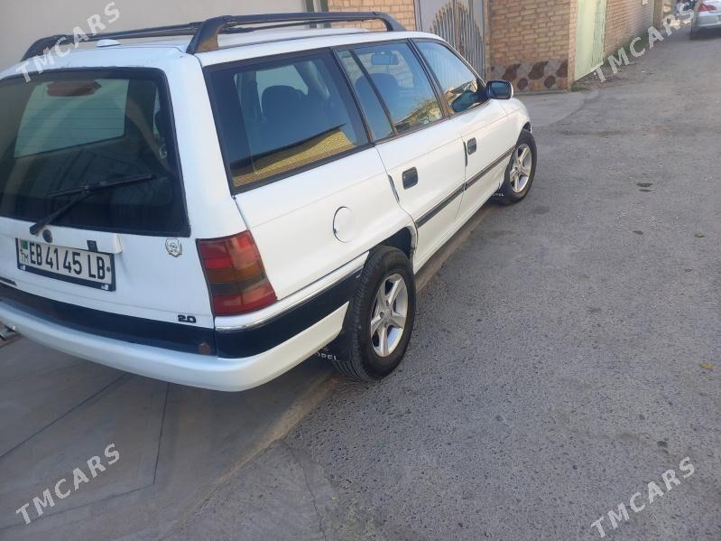 Opel Astra 1993 - 38 000 TMT - Türkmenabat - img 2