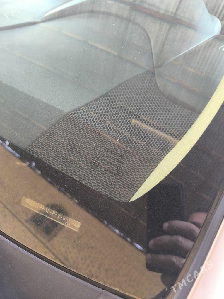 Toyota Corolla 2022 - 230 000 TMT - Туркменабат - img 1