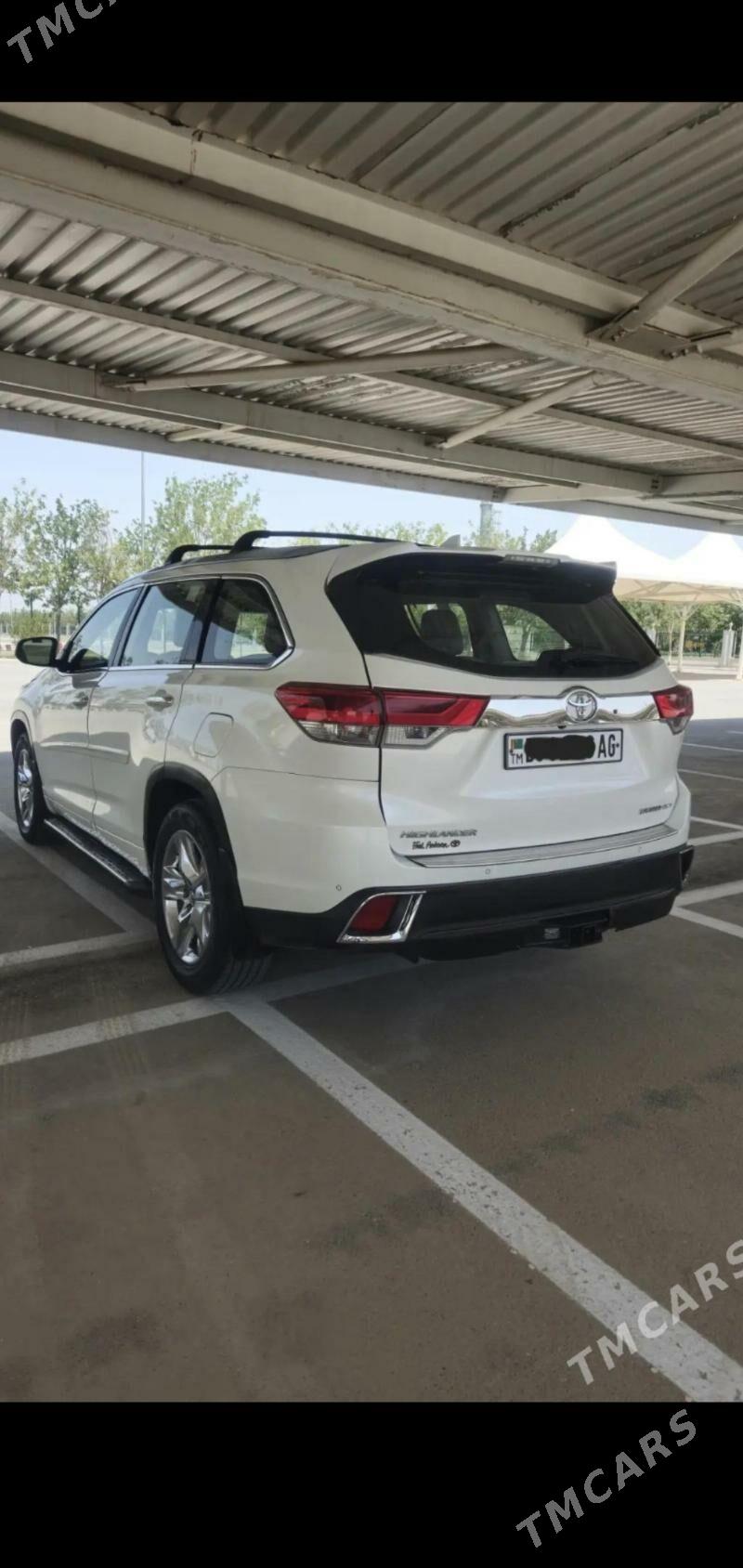 Toyota Highlander 2019 - 430 000 TMT - Aşgabat - img 3