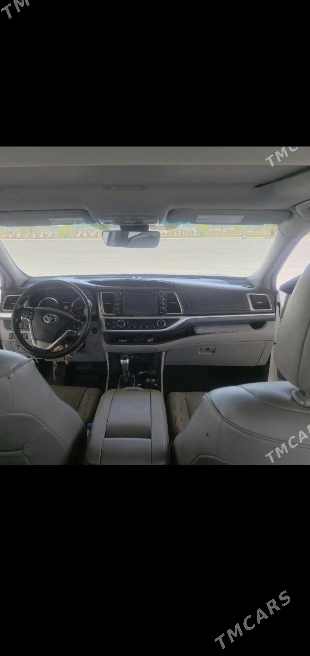 Toyota Highlander 2019 - 430 000 TMT - Aşgabat - img 5