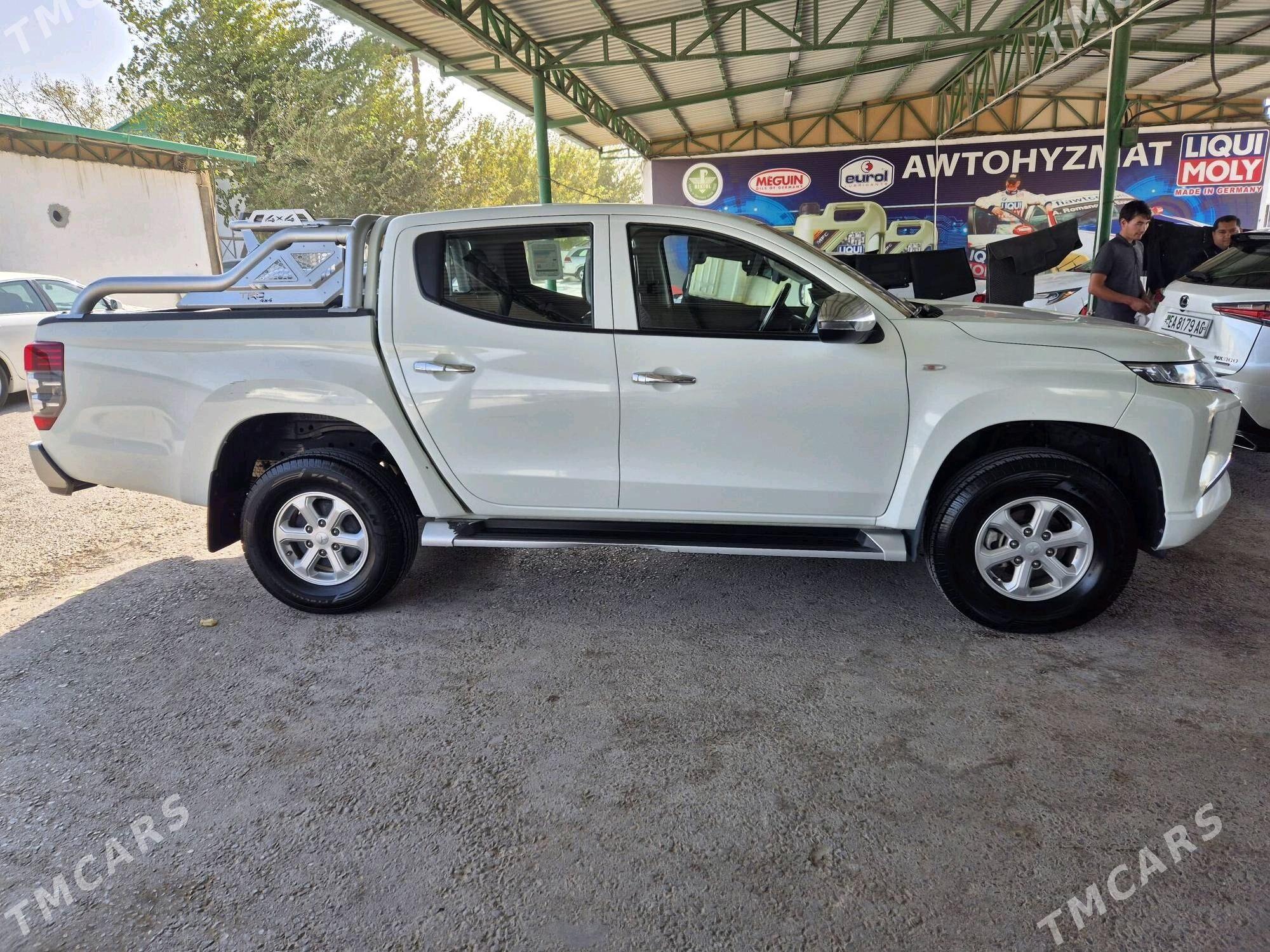 Mitsubishi L200 2021 - 375 000 TMT - Бузмеин - img 4