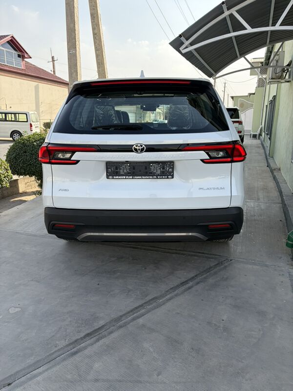 Toyota Highlander 2024 - 800 000 TMT - Ашхабад - img 4