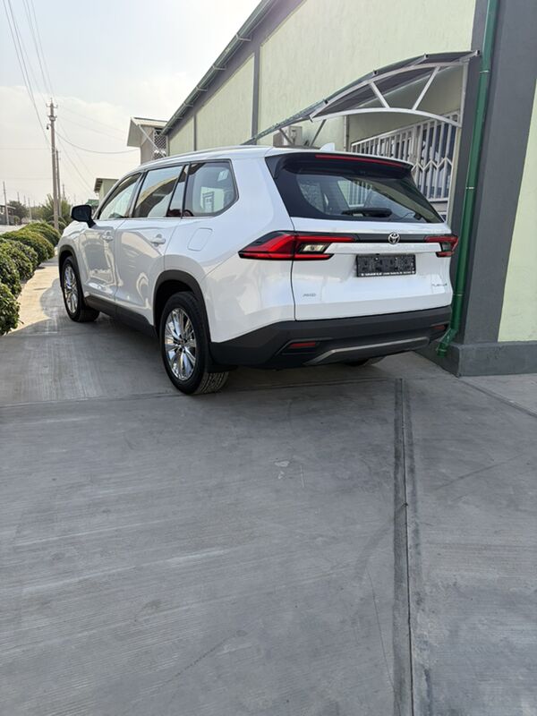 Toyota Highlander 2024 - 800 000 TMT - Ашхабад - img 7