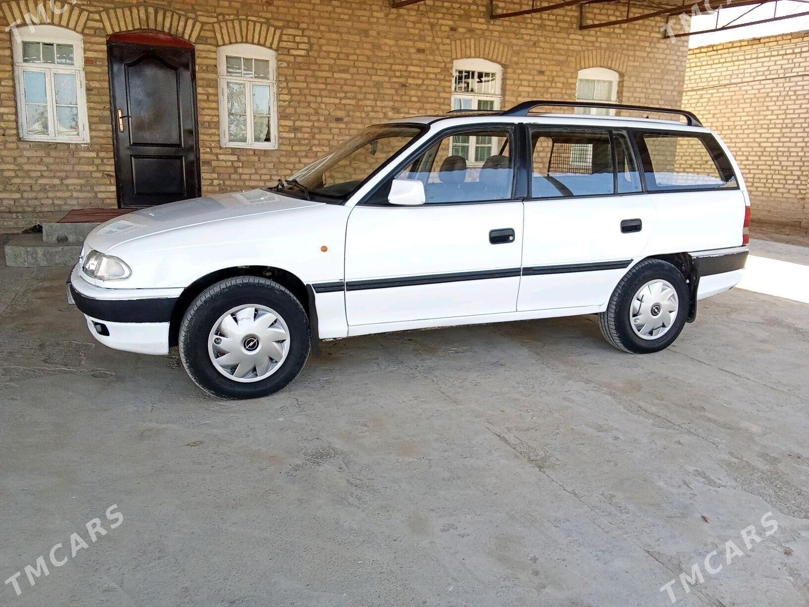 Opel Astra 1993 - 35 000 TMT - Mary - img 7