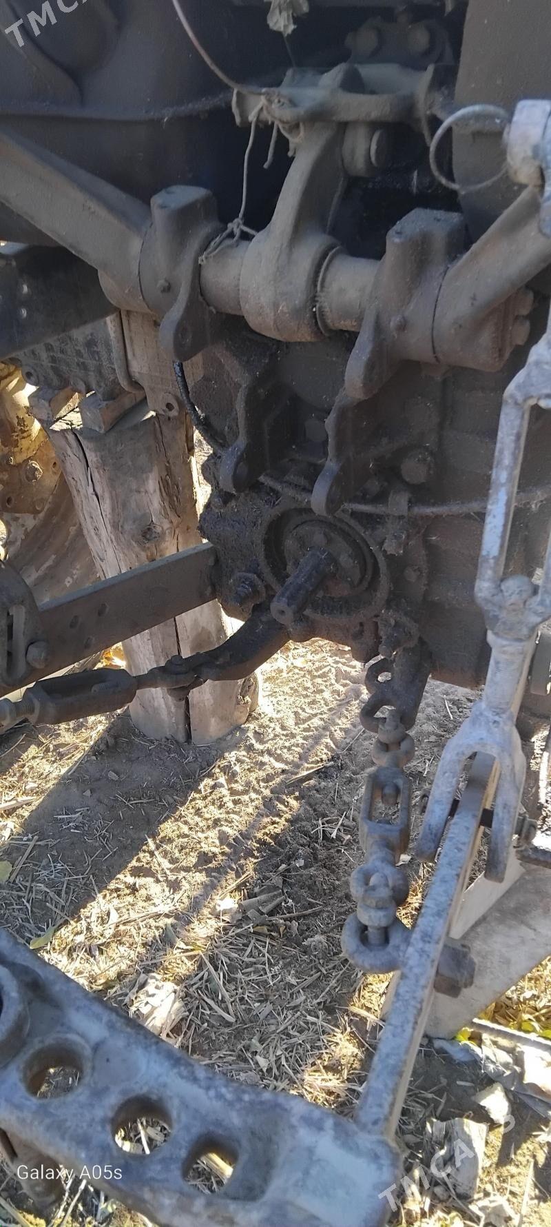 MTZ 80 2002 - 35 000 TMT - Гурбансолтан Едже - img 8