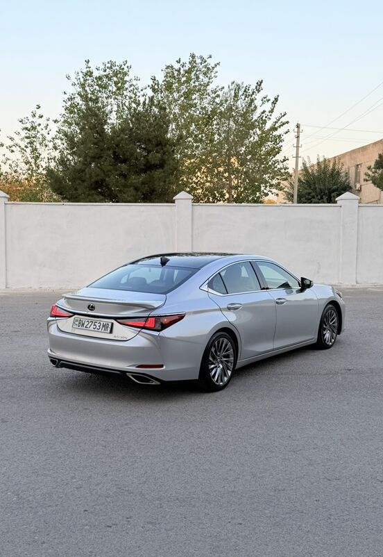 Lexus ES 350 2020 - 565 000 TMT - Mary - img 4