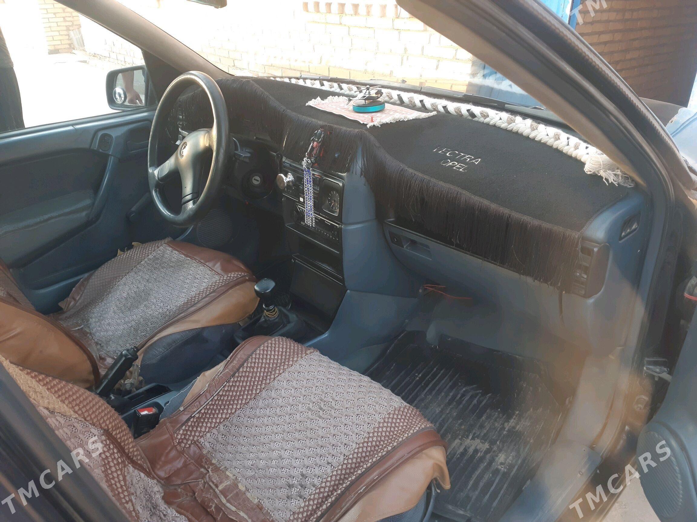 Opel Vectra 1990 - 30 000 TMT - Ýolöten - img 6