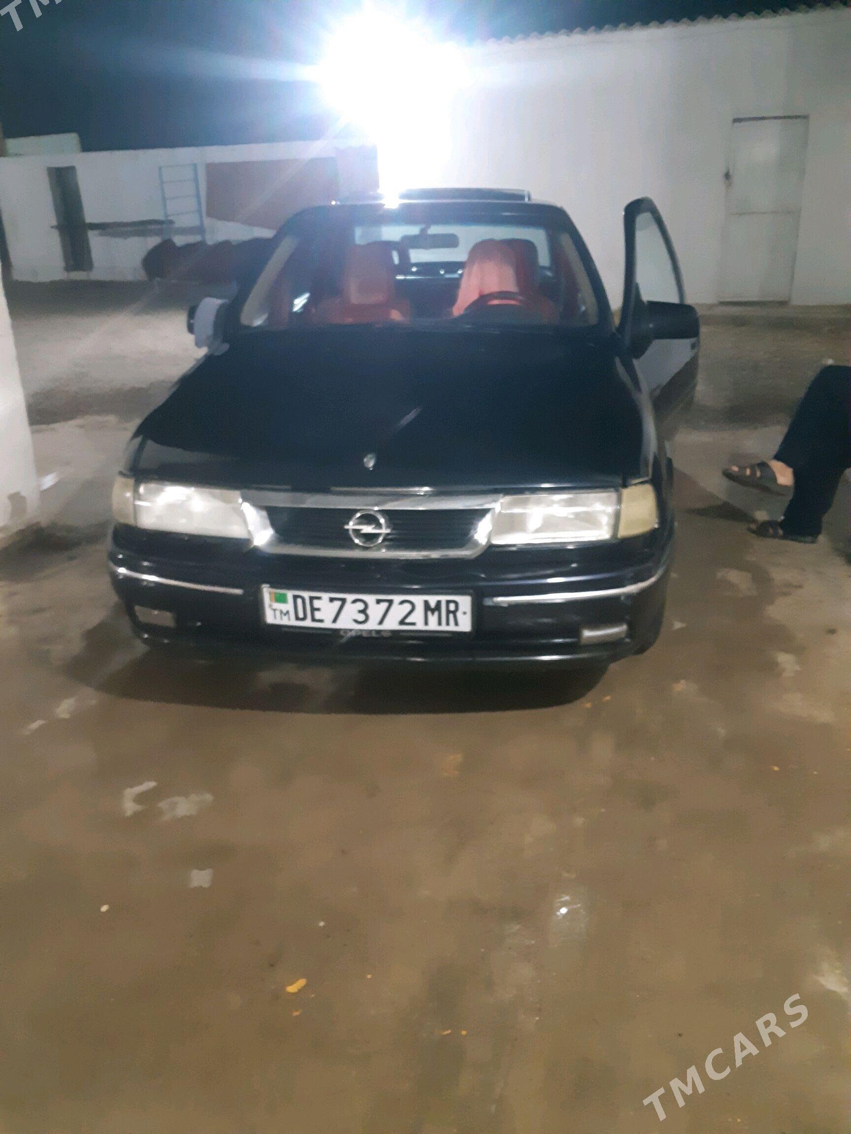 Opel Vectra 1990 - 30 000 TMT - Ýolöten - img 4