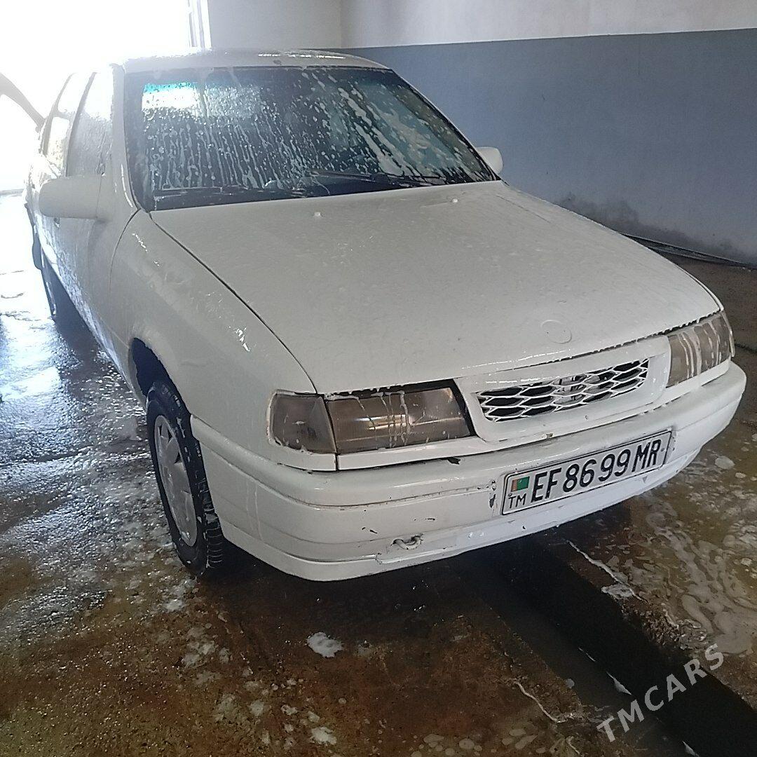 Opel Vectra 1990 - 32 000 TMT - Mary - img 3