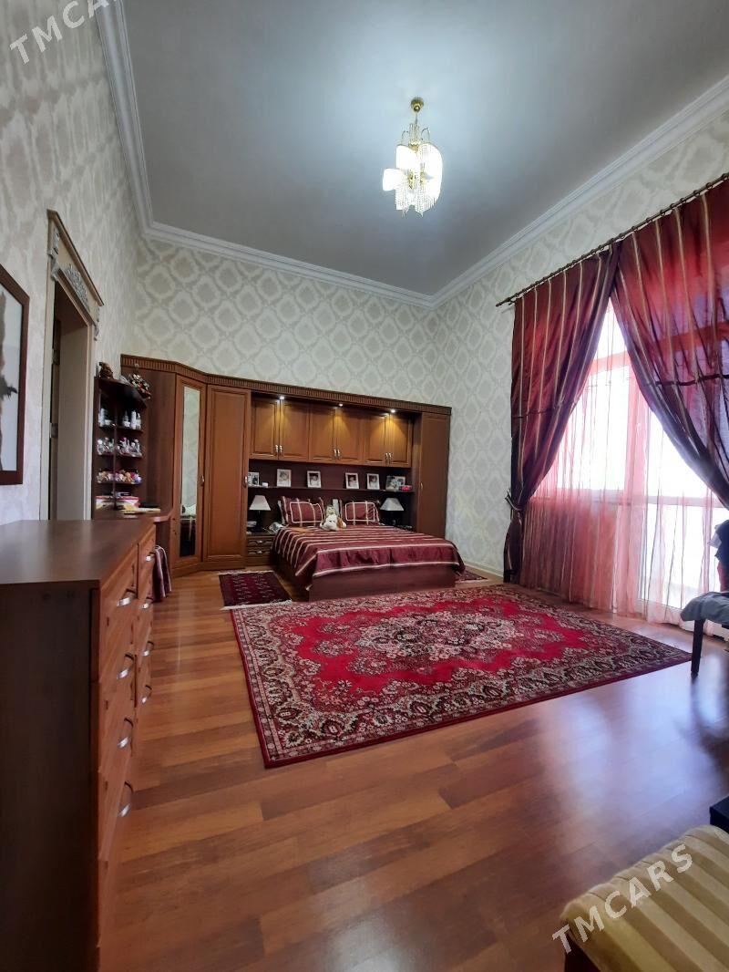 Продаётся Элитная квартира - Ашхабад - img 1