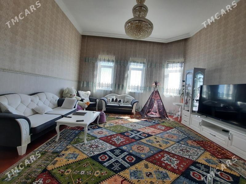 Продаётся Элитная квартира - Ашхабад - img 2