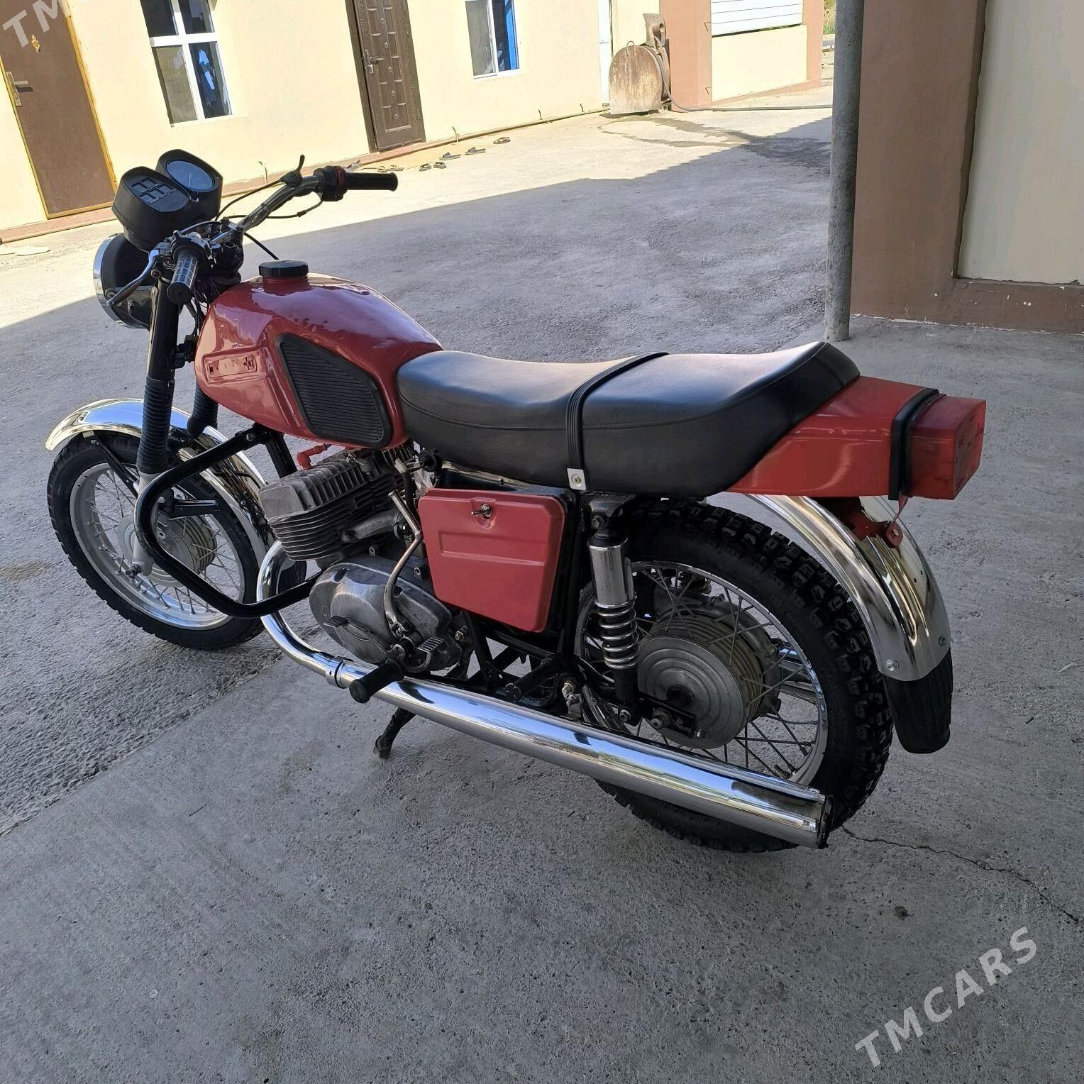 Iž Ýupiter 2025 - 18 000 TMT - Бузмеин - img 8