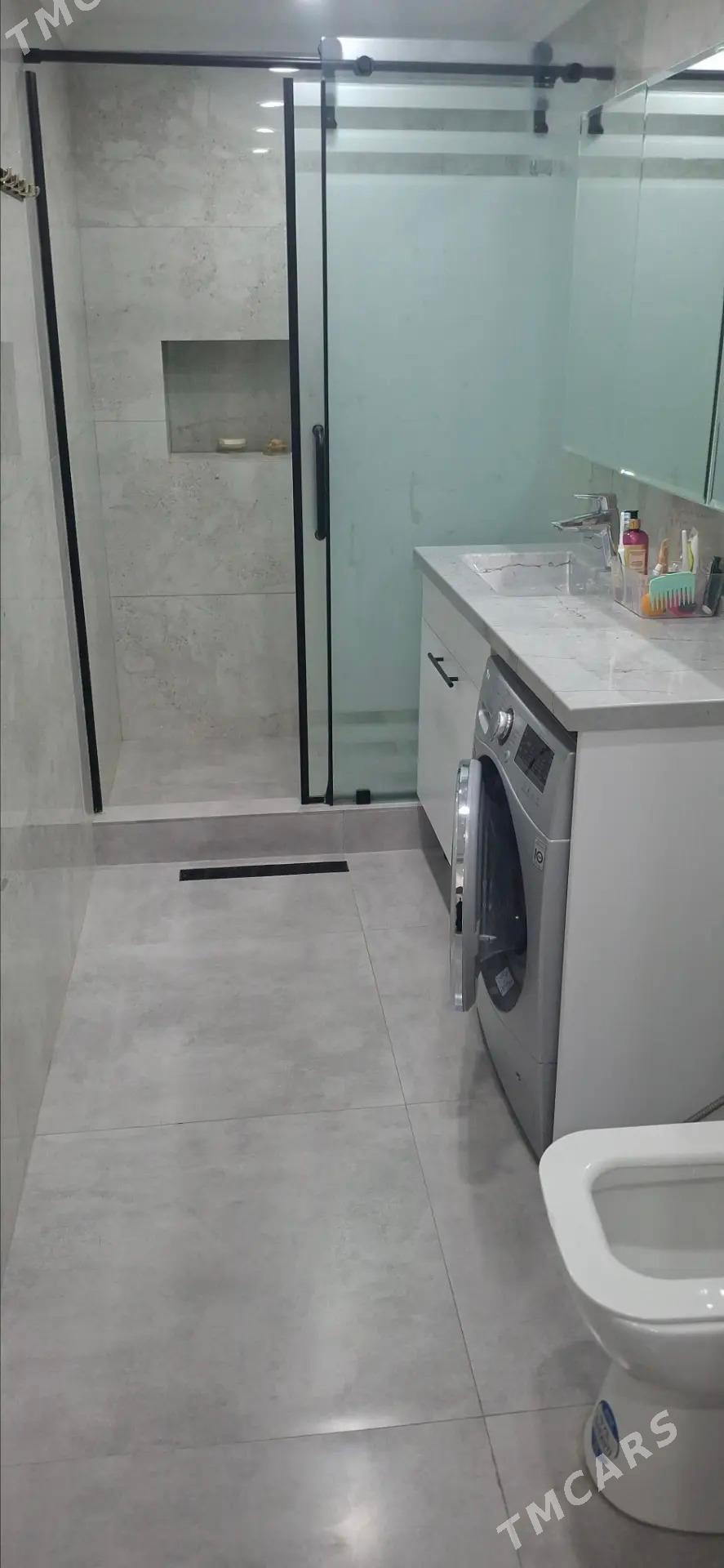 30 мкр 2 ух комнатная квартира - 30 мкр - img 4