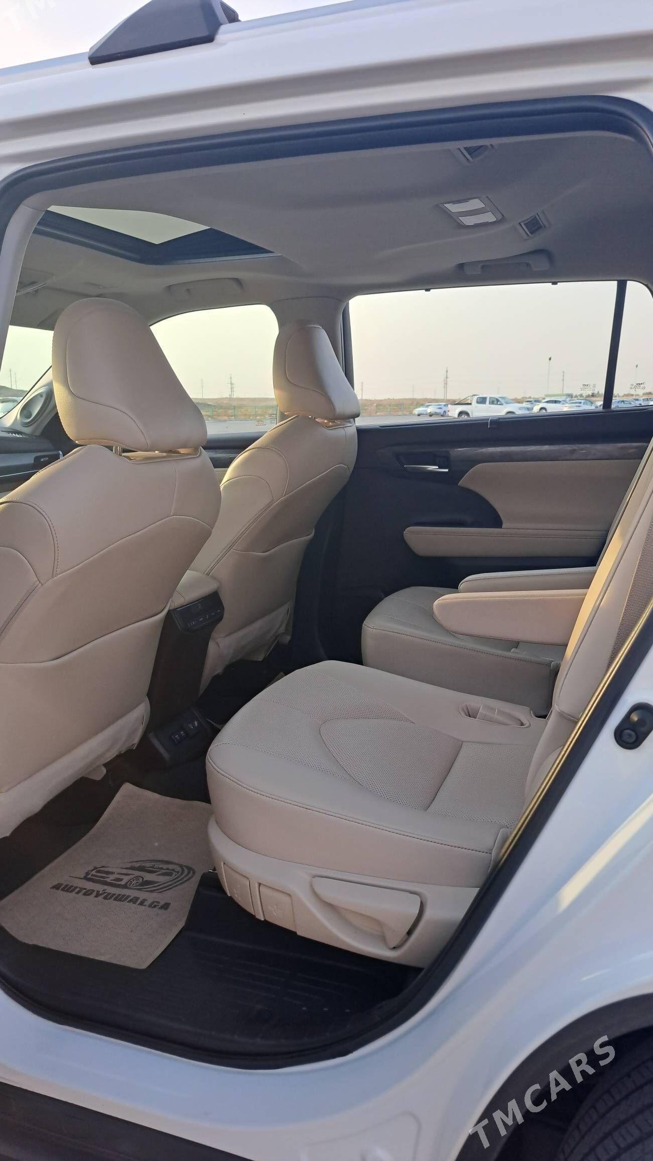 Toyota Highlander 2020 - 660 000 TMT - Ашхабад - img 3