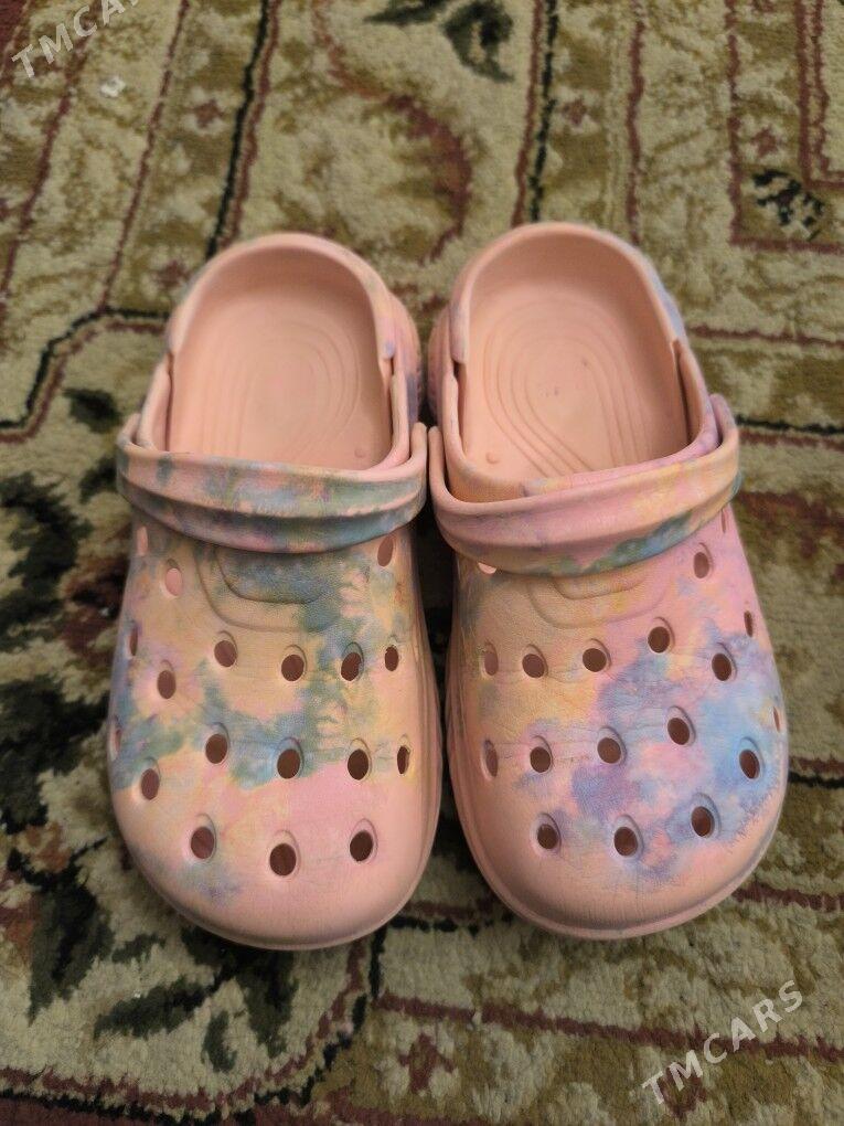 красовки - Sowetskiý köç. (Garaşsyzlyk şaýoly) - img 3