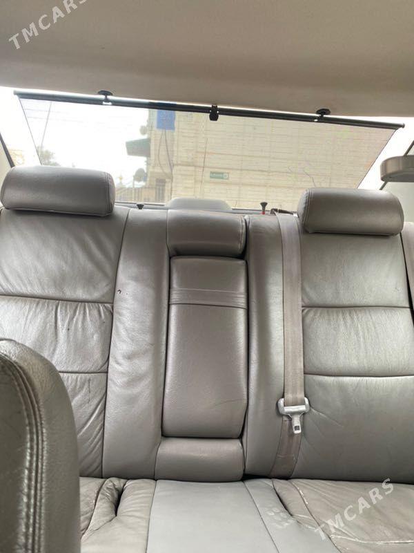 Toyota Camry 2003 - 140 000 TMT - Хазар - img 3