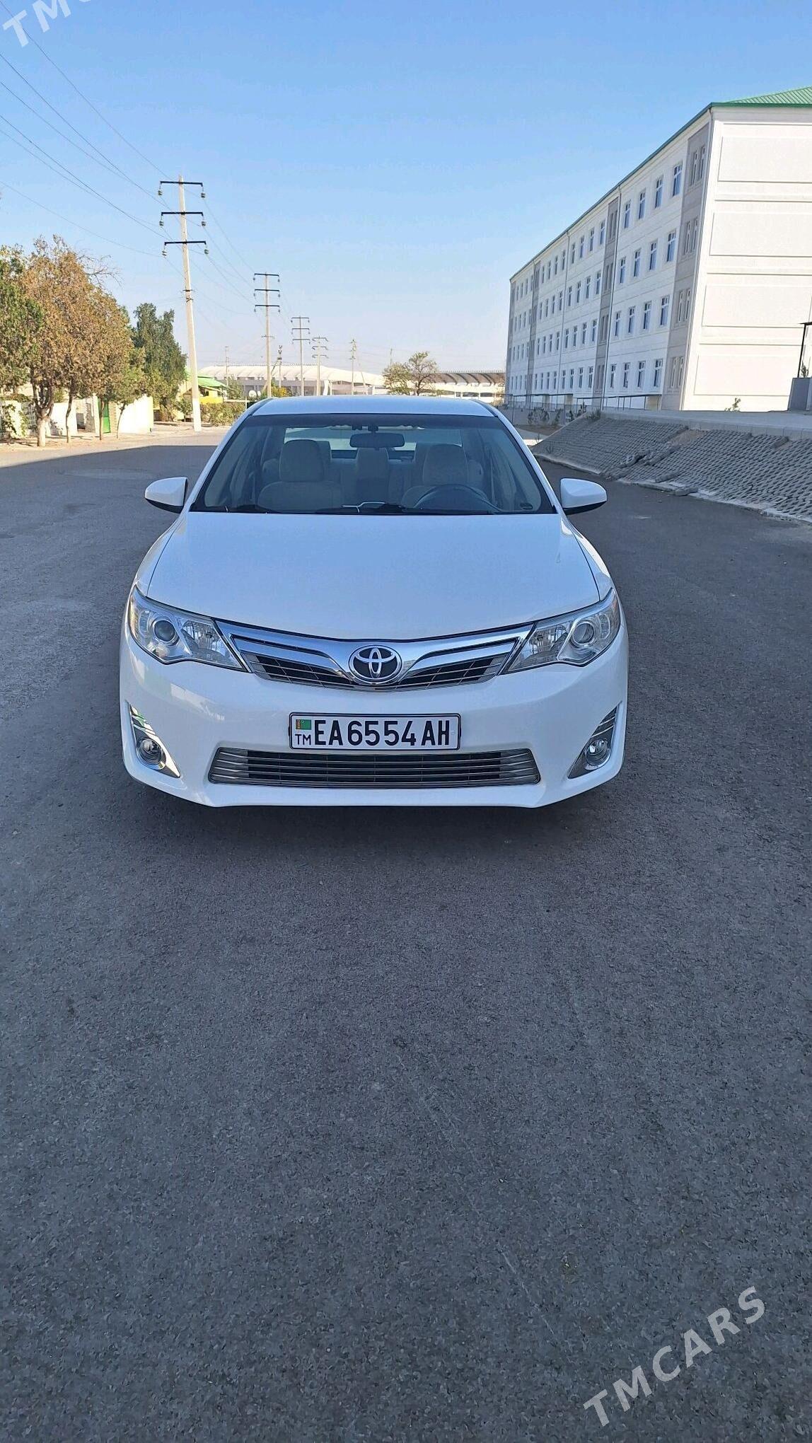 Toyota Camry 2013 - 217 000 TMT - Бузмеин - img 1