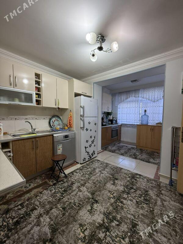 30 мкр 2 ком 2 этаж - 30 мкр - img 4