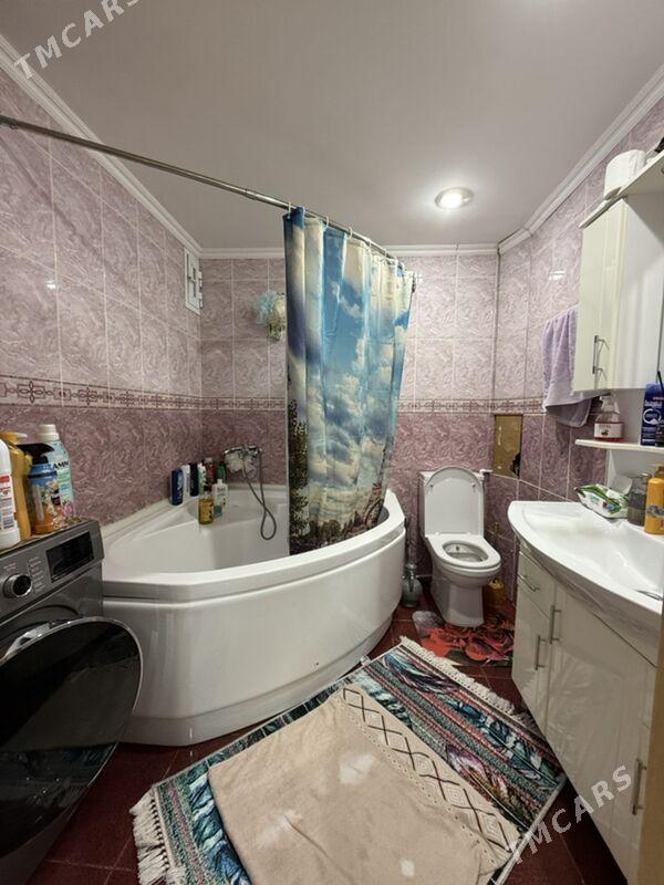 30 мкр 2 ком 2 этаж - 30 мкр - img 5