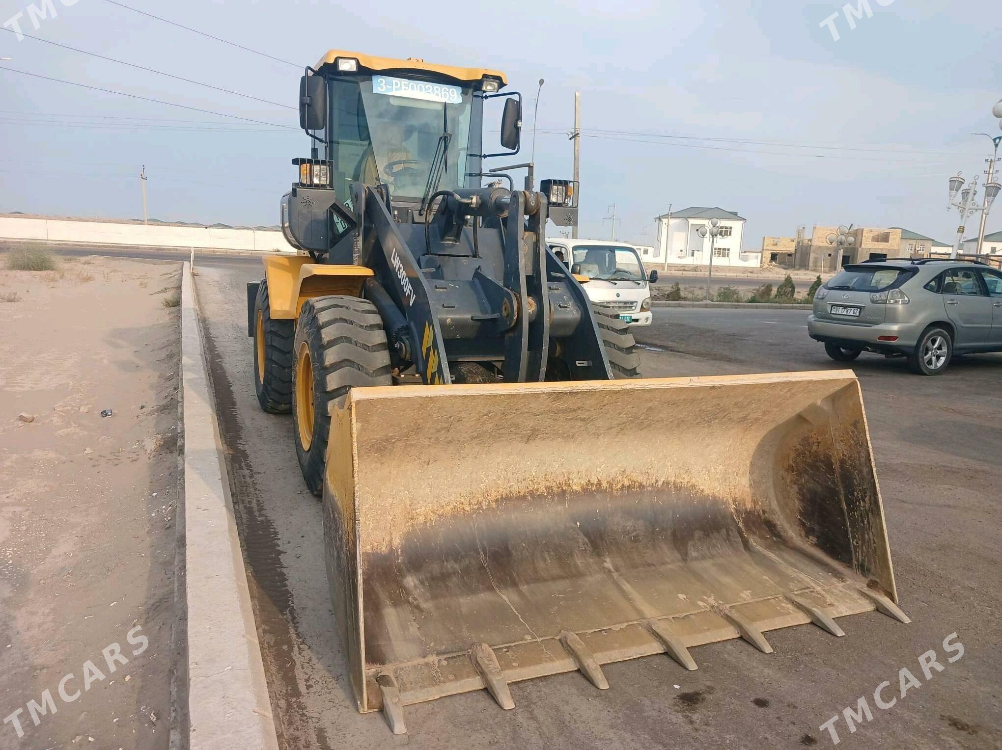 XCMG LW300F 2020 - 540 000 TMT - Дашогуз - img 4