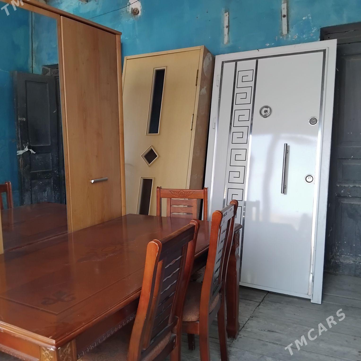 САТЛЫК,,АЙНА,,ГАПЫЛАР - Гаудан "В" - img 7