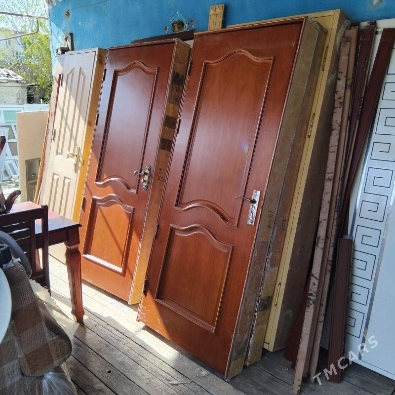 САТЛЫК,,АЙНА,,ГАПЫЛАР - Гаудан "В" - img 2