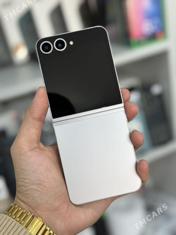 Samsung Z flip6 - Бузмеин ГРЭС - img 1