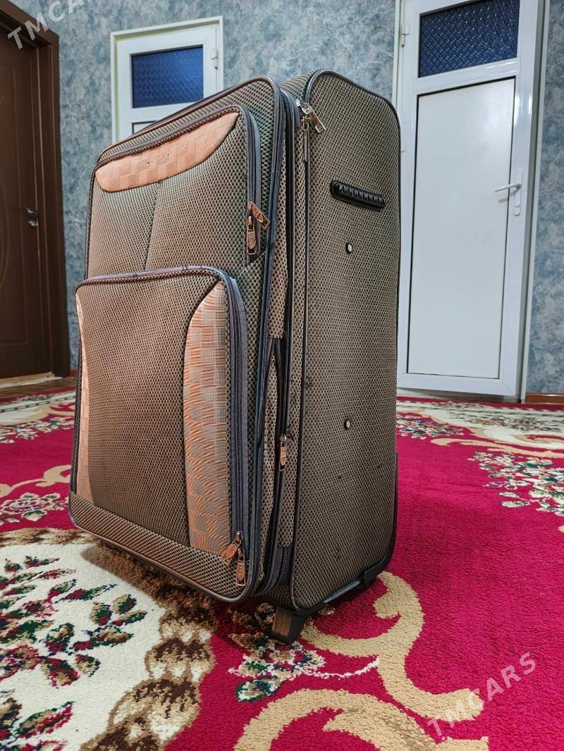 Chemodan - Parahat 5 - img 1