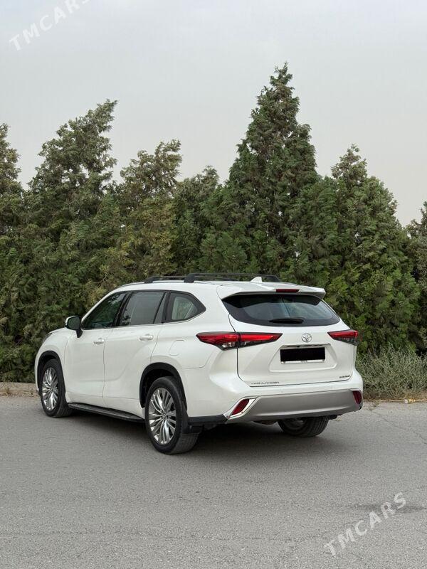 Toyota Highlander 2021 - 475 000 TMT - Бузмеин - img 5