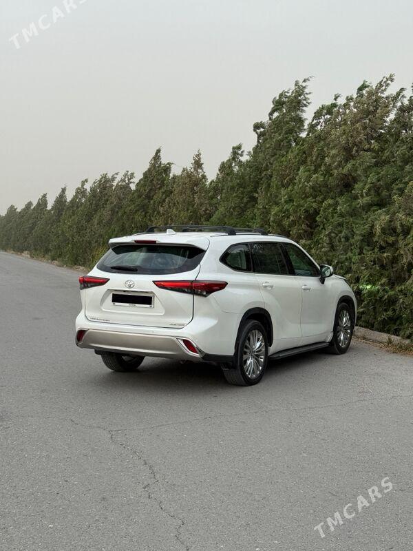 Toyota Highlander 2021 - 475 000 TMT - Бузмеин - img 4