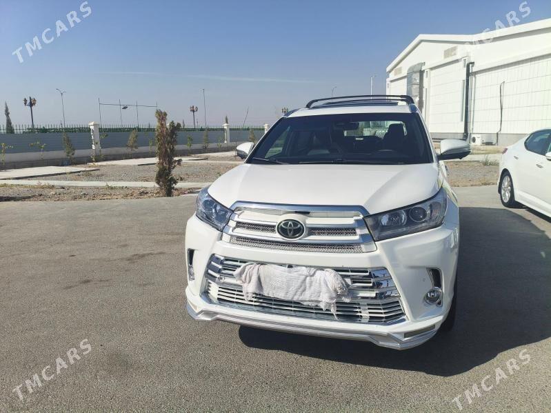 Toyota Highlander 2018 - 480 000 TMT - Ашхабад - img 2