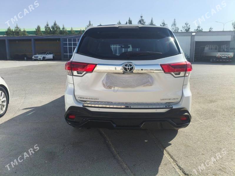 Toyota Highlander 2018 - 480 000 TMT - Ашхабад - img 4