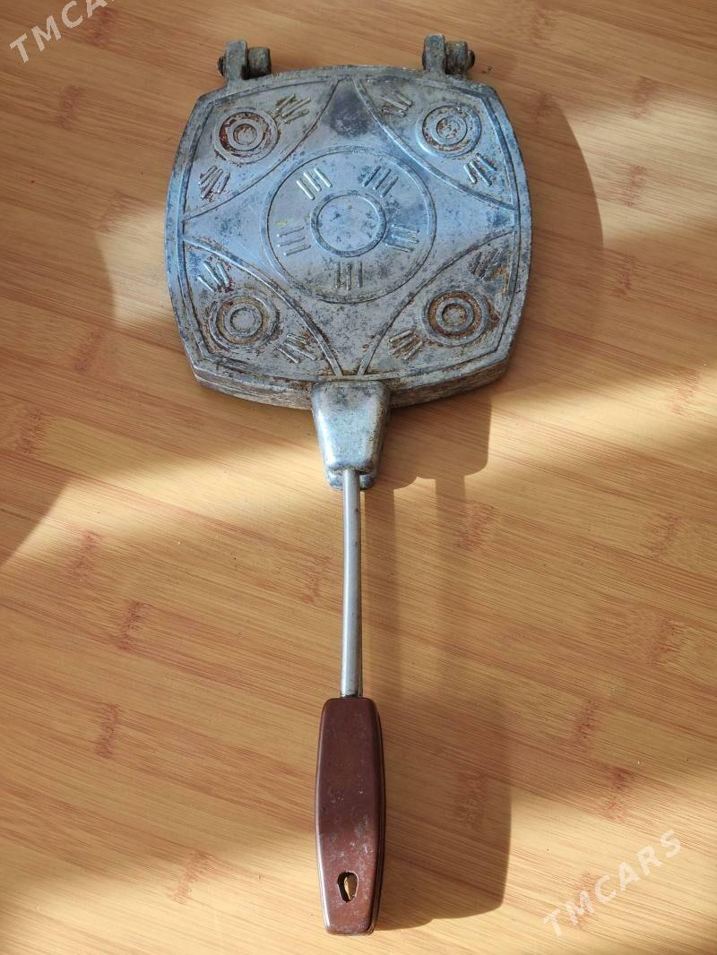 ОРЕШНИЦА ПЕЛЬМЕННИЦА РОССИЙСКА - Мир 2 - img 5