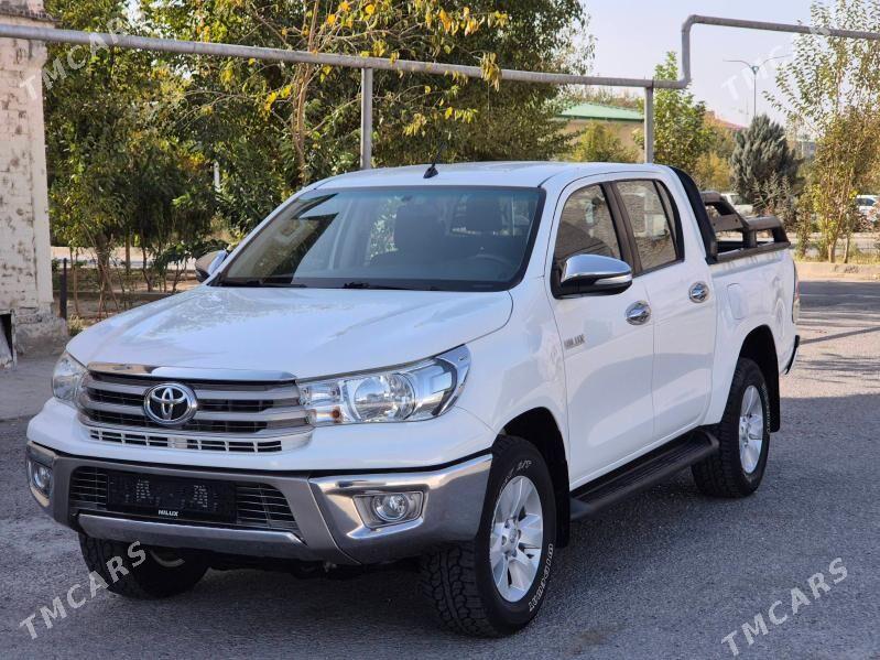 Toyota Hilux 2016 - 465 000 TMT - "Алтын Асыр" Гундогар базары ( Толкучка) - img 1