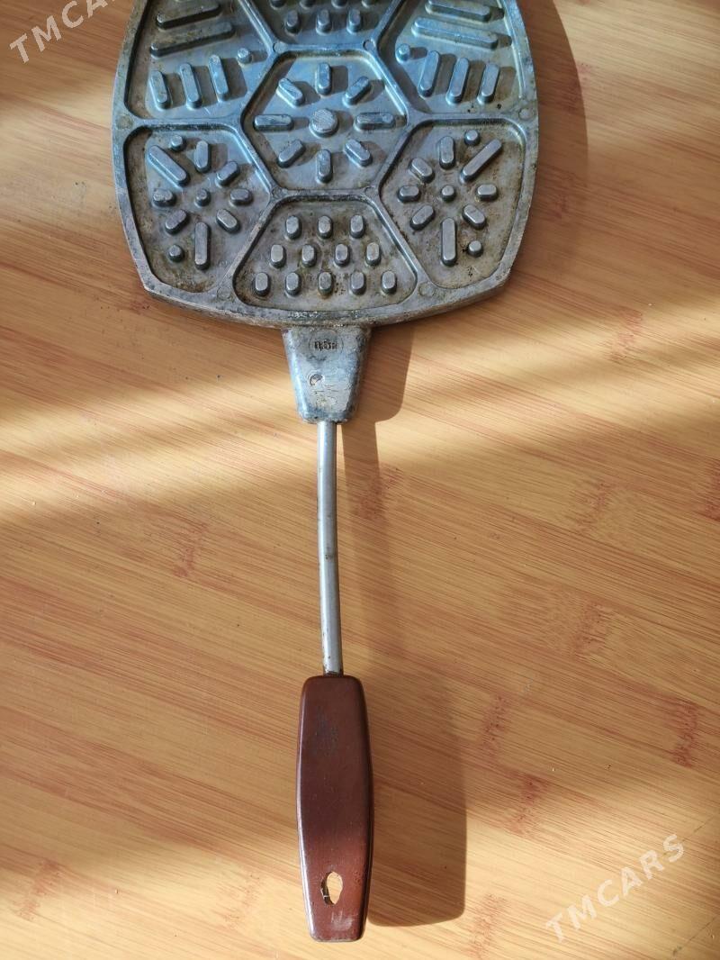 ОРЕШНИЦА ПЕЛЬМЕННИЦА РОССИЙСКА - Мир 2 - img 3