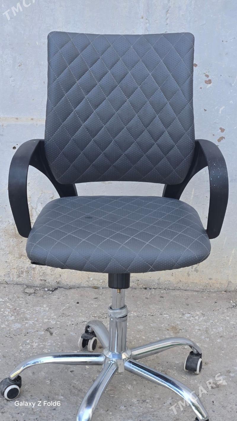 кресло - Türkmenabat - img 1